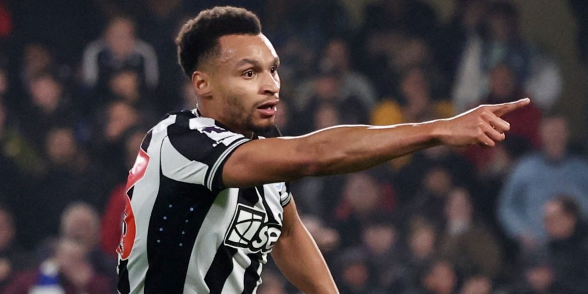Howe must finally sell Newcastle flop who is earning 3x more than Murphy