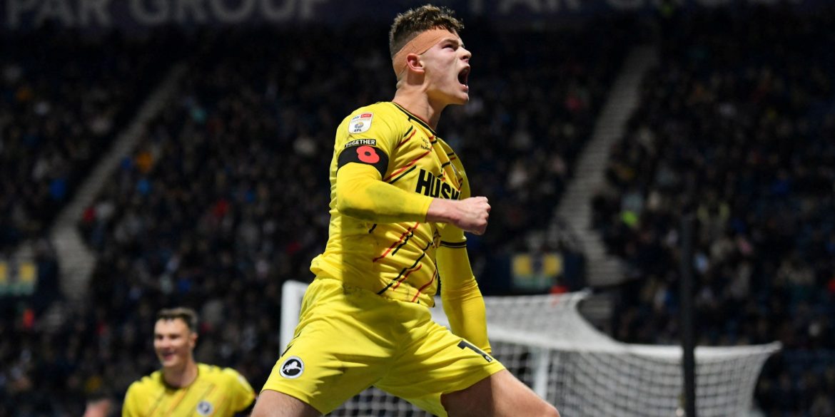 Leeds pursuing deal for "strong" star who’d brilliantly replace Cresswell